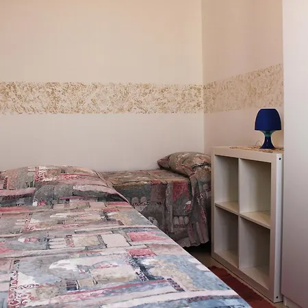 Casetta Gialla فندق مبيت وإفطار